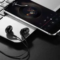 Hands Free Hoco M40 Prosody Earphones Stereo 3.5mm Black with Micrphone and Operation Control Button